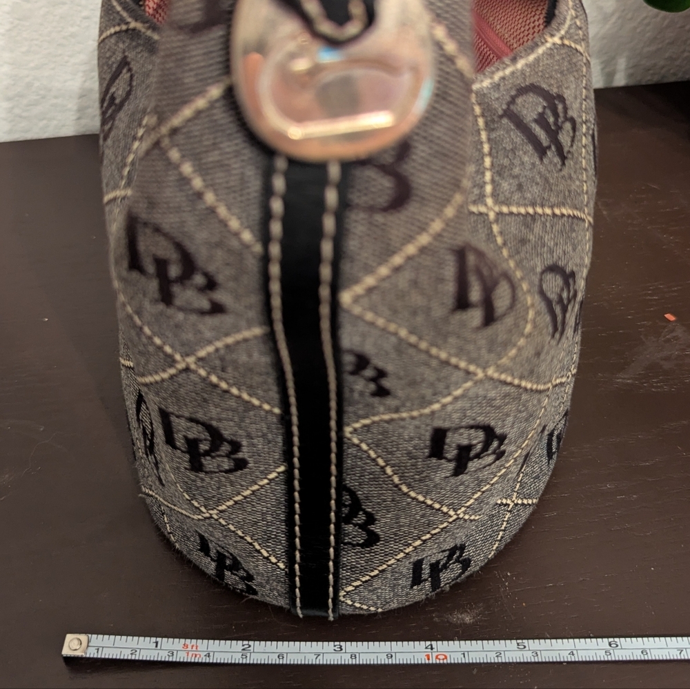 Y2K Dooney & Bourke Signature Small Bucket Hobo Bag - Picture 11 of 13